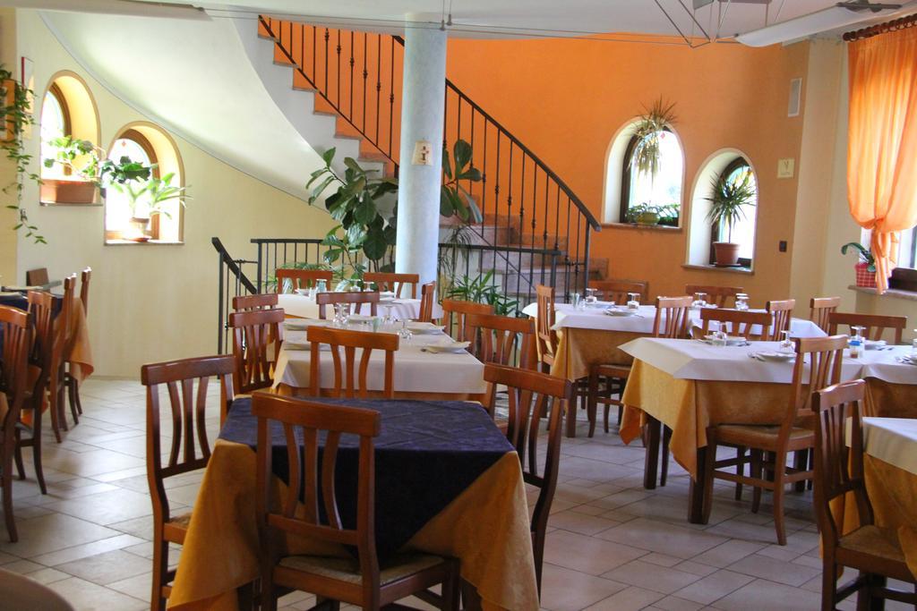 بورغو سان دالمازو Hotel Ristorante Belsito المظهر الخارجي الصورة